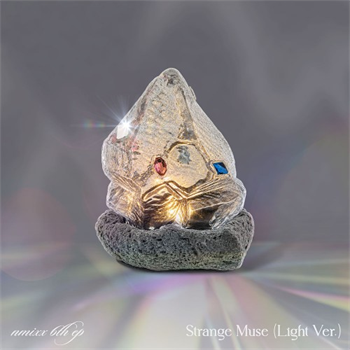 [Предзаказ] NMIXX - Strange Muse (Light Ver.) [APPLEMUSIC] 3921