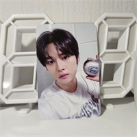 Официальные фотокарты Stray Kids - KARMA (Musicplant) 3368